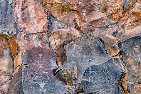 Petroglyphs at Olowalu Stream in Hawaii, United States. Stock image from Unsplash.